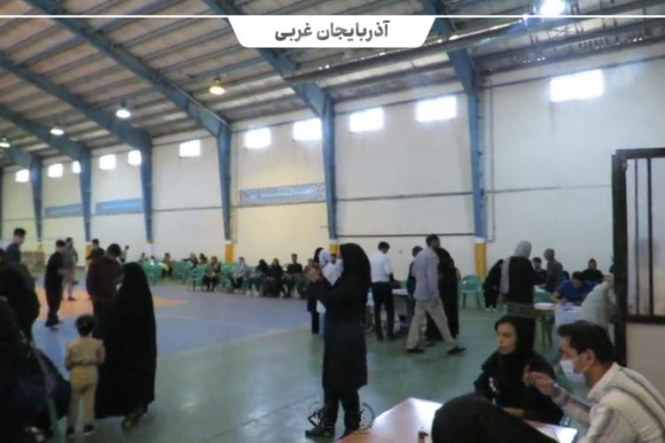 انجام خدمات دندانپزشکی روزانه ۱۵۰ تا ۲۰۰ نفر در شهرستان تکاب 